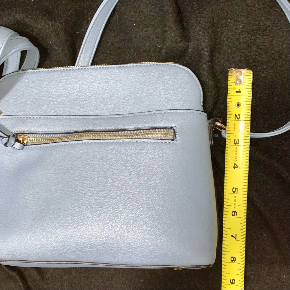 🆓Light Blue Crossbody Shoulder Purse – Gold Hardware – Brand New - Picture 7 of 8